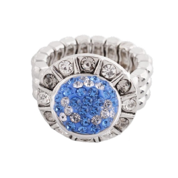 Snap Charm Stretch Ring with 3 Mini Snap Charms - Picture 2 of 5